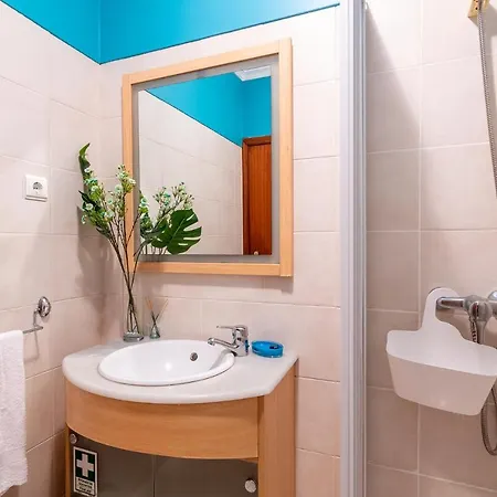 Barcelos By Madeira Apartment *